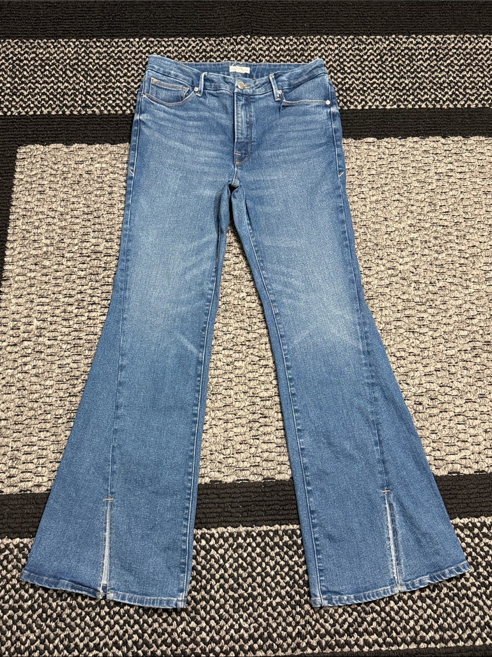 Good American Good Legs Flare Jeans 30 High Rise Split Hem Stretch Classic